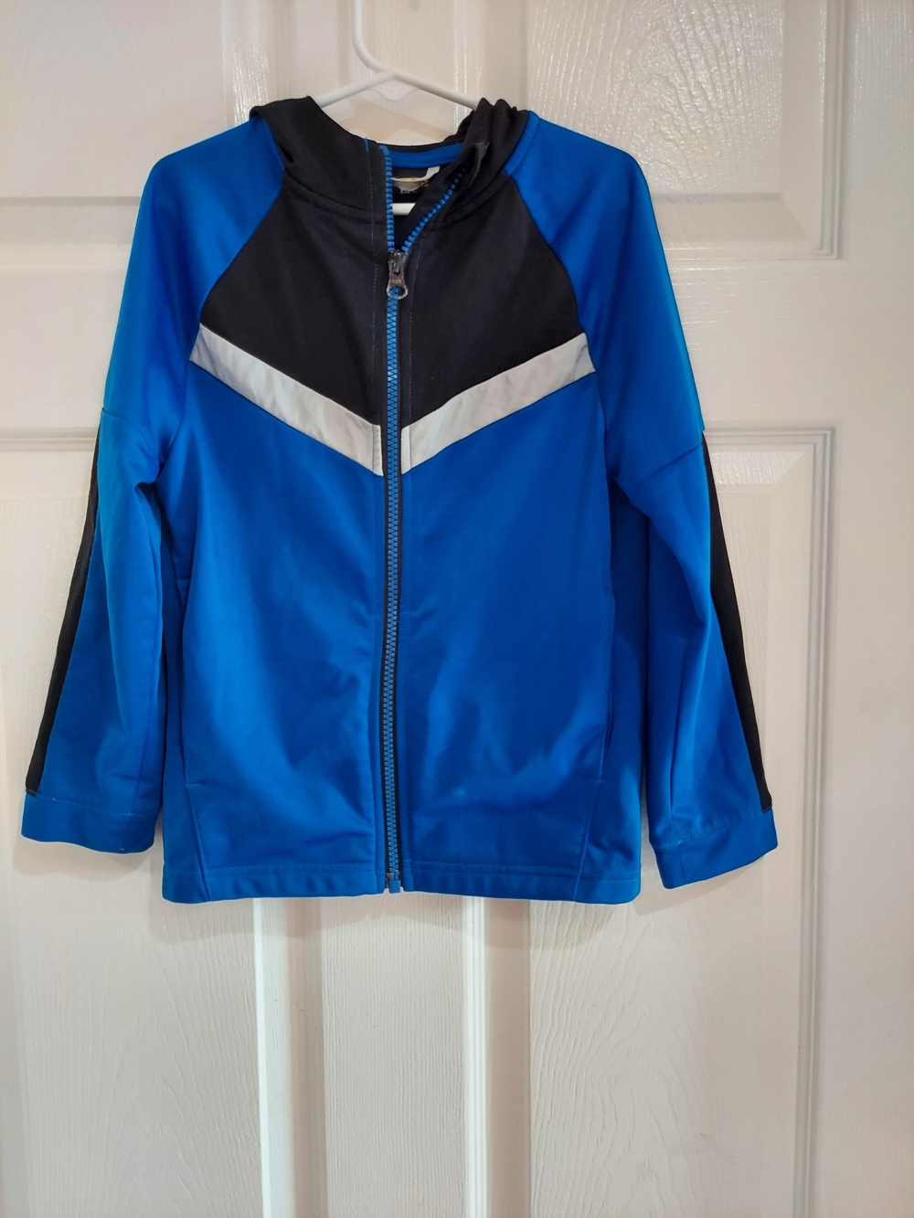 Athletic Works Blue & Black Kids Zip Hooded Rain Jacket with White Chevron